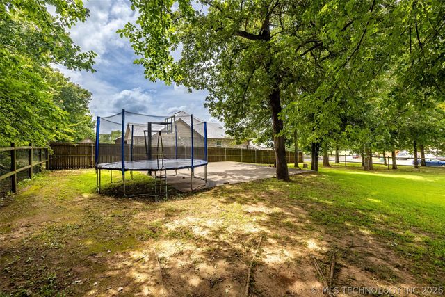 734 W 39th Street, Sand Springs, OK 74063