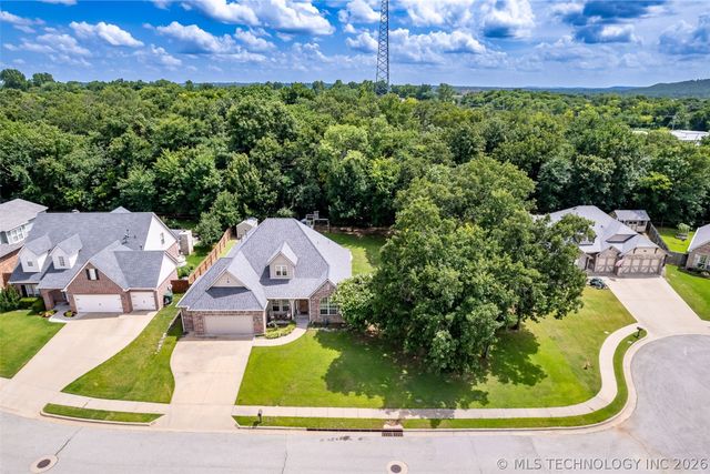 734 W 39th Street, Sand Springs, OK 74063