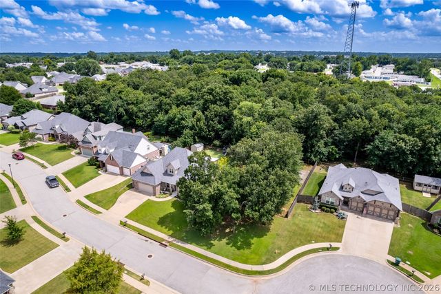 734 W 39th Street, Sand Springs, OK 74063