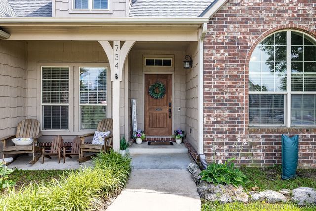 734 W 39th Street, Sand Springs, OK 74063