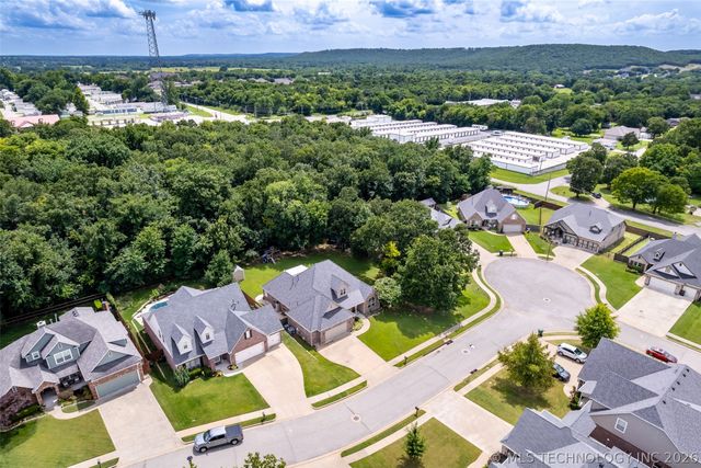 734 W 39th Street, Sand Springs, OK 74063