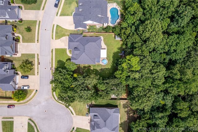 734 W 39th Street, Sand Springs, OK 74063