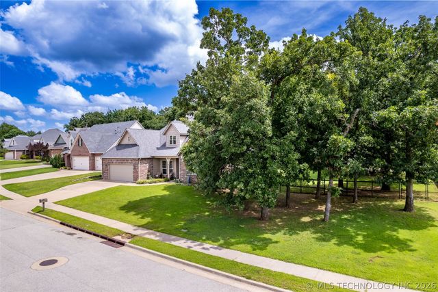 734 W 39th Street, Sand Springs, OK 74063