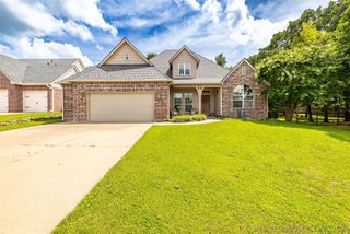 734 W 39th Street, Sand Springs, OK 74063