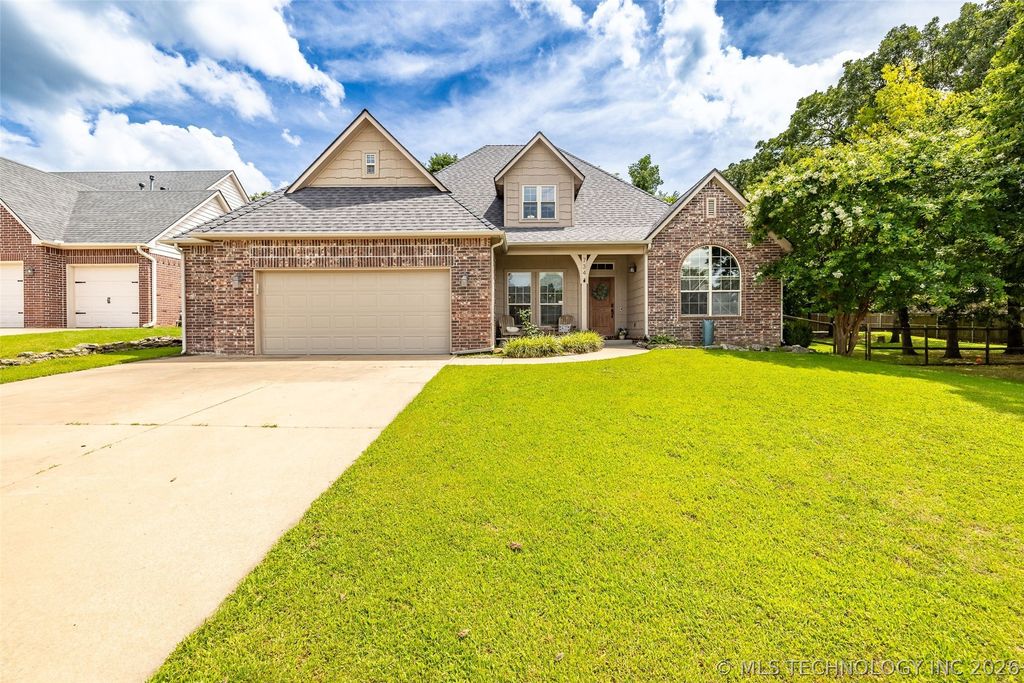 734 W 39th Street, Sand Springs, OK 74063