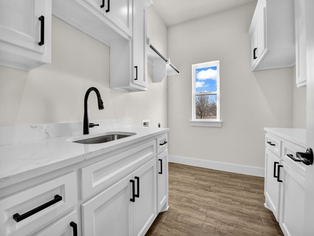 212 Desperado Court, Weatherford, TX 76088