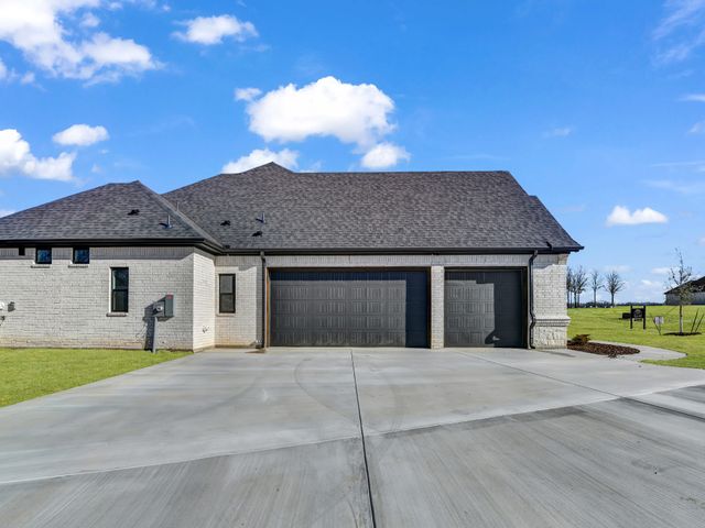 212 Desperado Court, Weatherford, TX 76088