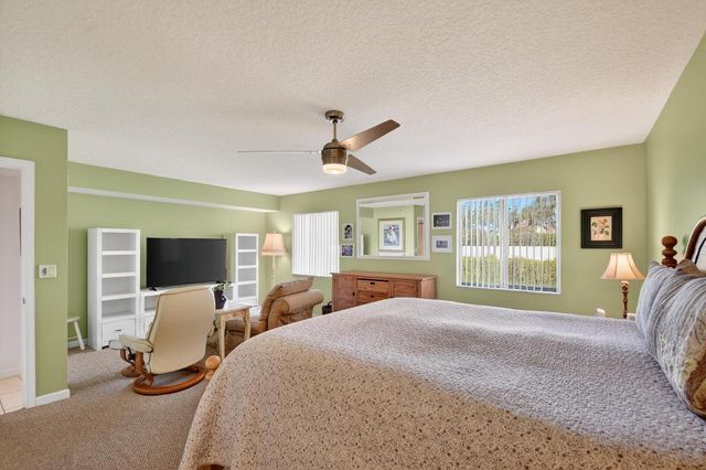 5951 Regal Glen Drive 107, Boynton Beach, FL 33437