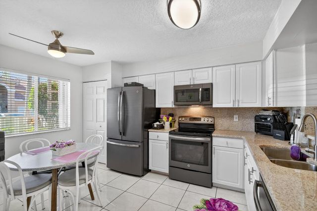 5951 Regal Glen Drive 107, Boynton Beach, FL 33437