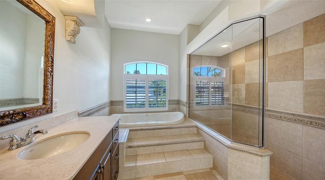 8212 CHAMPIONSHIP COURT, Lakewood Ranch, FL 34202