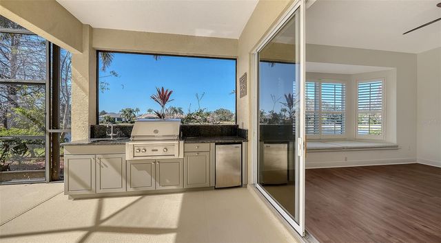 8212 CHAMPIONSHIP COURT, Lakewood Ranch, FL 34202