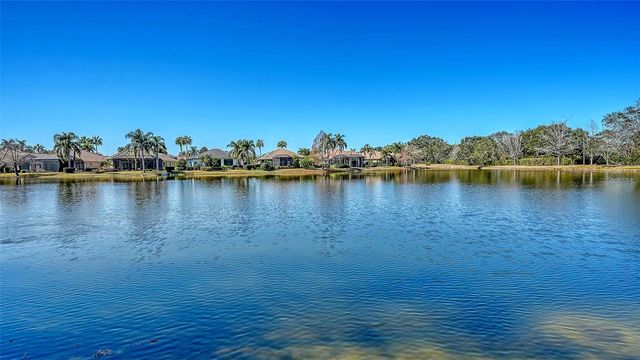 8212 CHAMPIONSHIP COURT, Lakewood Ranch, FL 34202