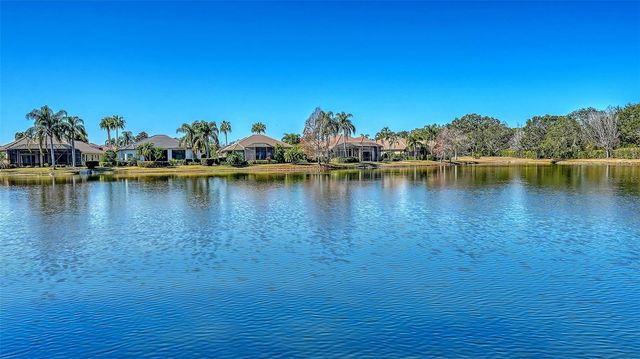8212 CHAMPIONSHIP COURT, Lakewood Ranch, FL 34202