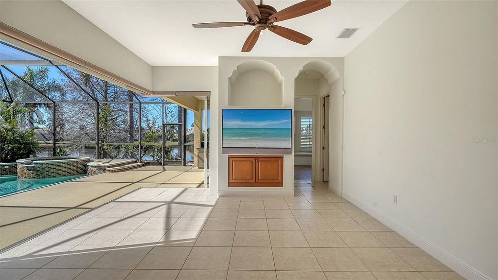 Image 18 of property listing at 8212 CHAMPIONSHIP COURT, Lakewood Ranch, FL 34202