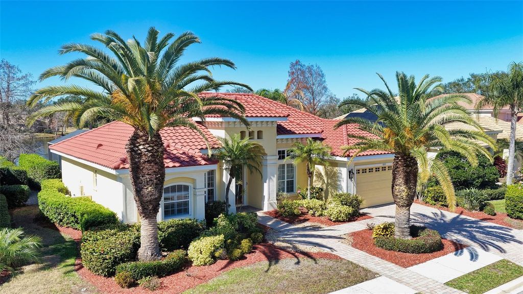 Image 4 of property listing at 8212 CHAMPIONSHIP COURT, Lakewood Ranch, FL 34202