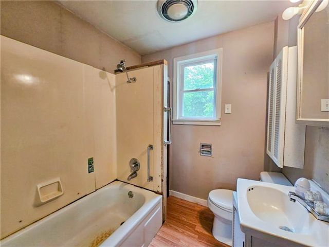 197 Coates Way, Fayette City, PA 15438