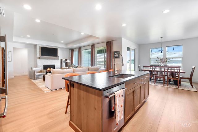 352 Maxine Lane W, Kimberly, ID 83341