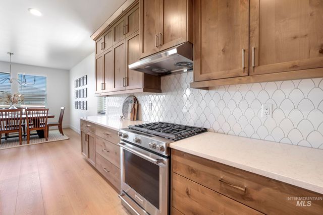 352 Maxine Lane W, Kimberly, ID 83341