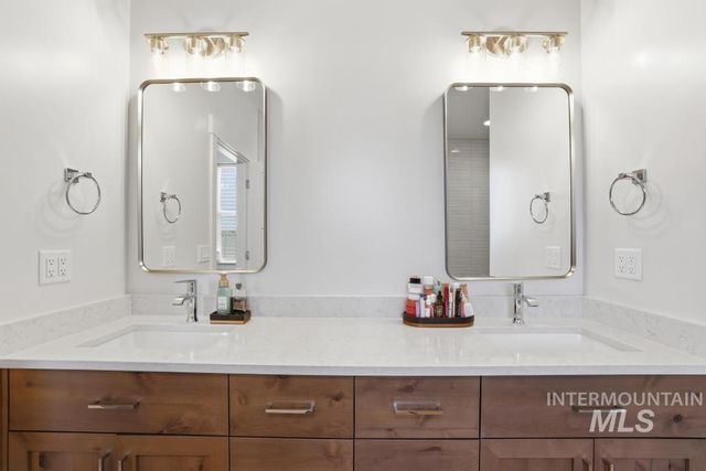 352 Maxine Lane W, Kimberly, ID 83341