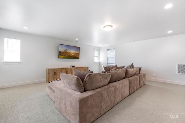 352 Maxine Lane W, Kimberly, ID 83341