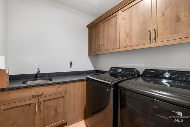 352 Maxine Lane W, Kimberly, ID 83341