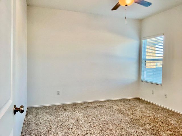 105 Blue Blaze TRL, Georgetown, TX 78628