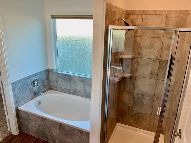 105 Blue Blaze TRL, Georgetown, TX 78628