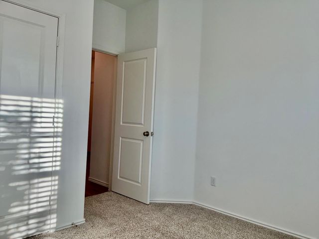 105 Blue Blaze TRL, Georgetown, TX 78628