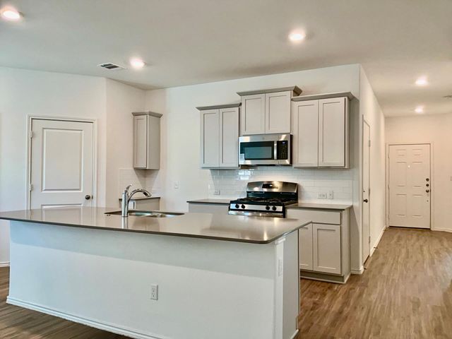 105 Blue Blaze TRL, Georgetown, TX 78628