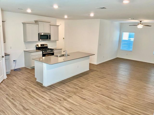 105 Blue Blaze TRL, Georgetown, TX 78628