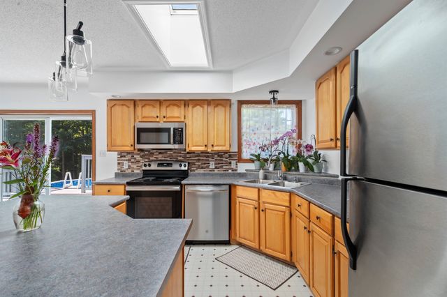 81 Lynnewood Road, Laconia, NH 03246