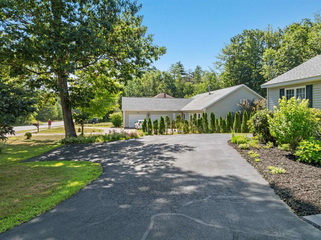 81 Lynnewood Road, Laconia, NH 03246