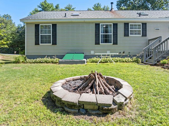 81 Lynnewood Road, Laconia, NH 03246