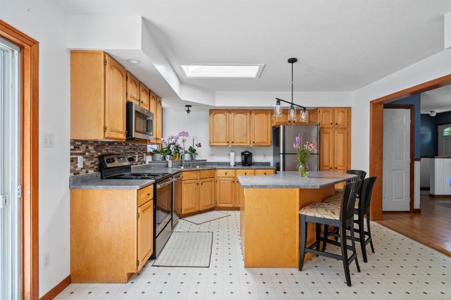 81 Lynnewood Road, Laconia, NH 03246