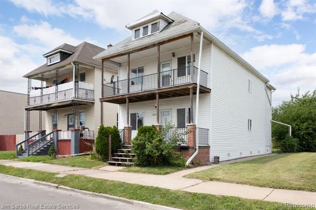 2231 Andrus Street, Hamtramck, MI 48212