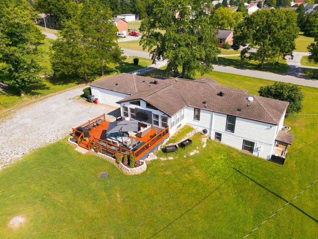 112 Oakmont Dr, Mount Juliet, TN 37122