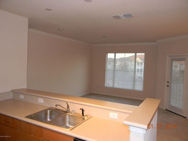 8290 GATE Parkway W 1117, Jacksonville, FL 32216