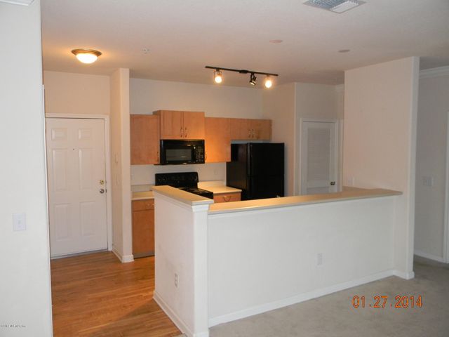 8290 GATE Parkway W 1117, Jacksonville, FL 32216