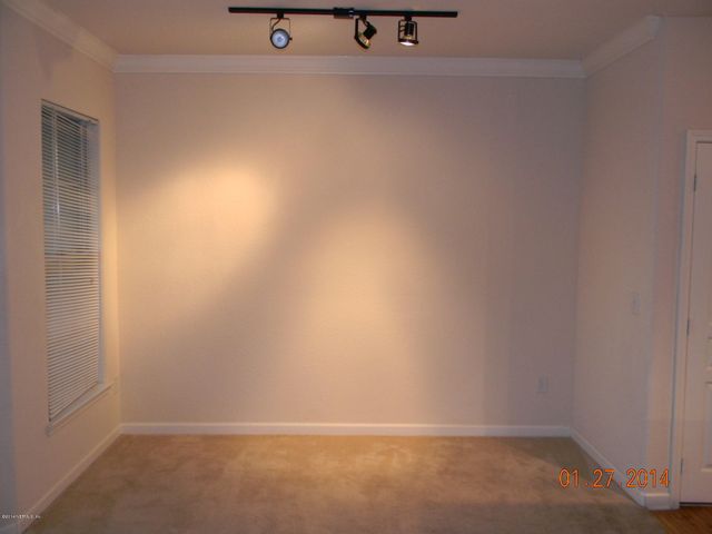 8290 GATE Parkway W 1117, Jacksonville, FL 32216