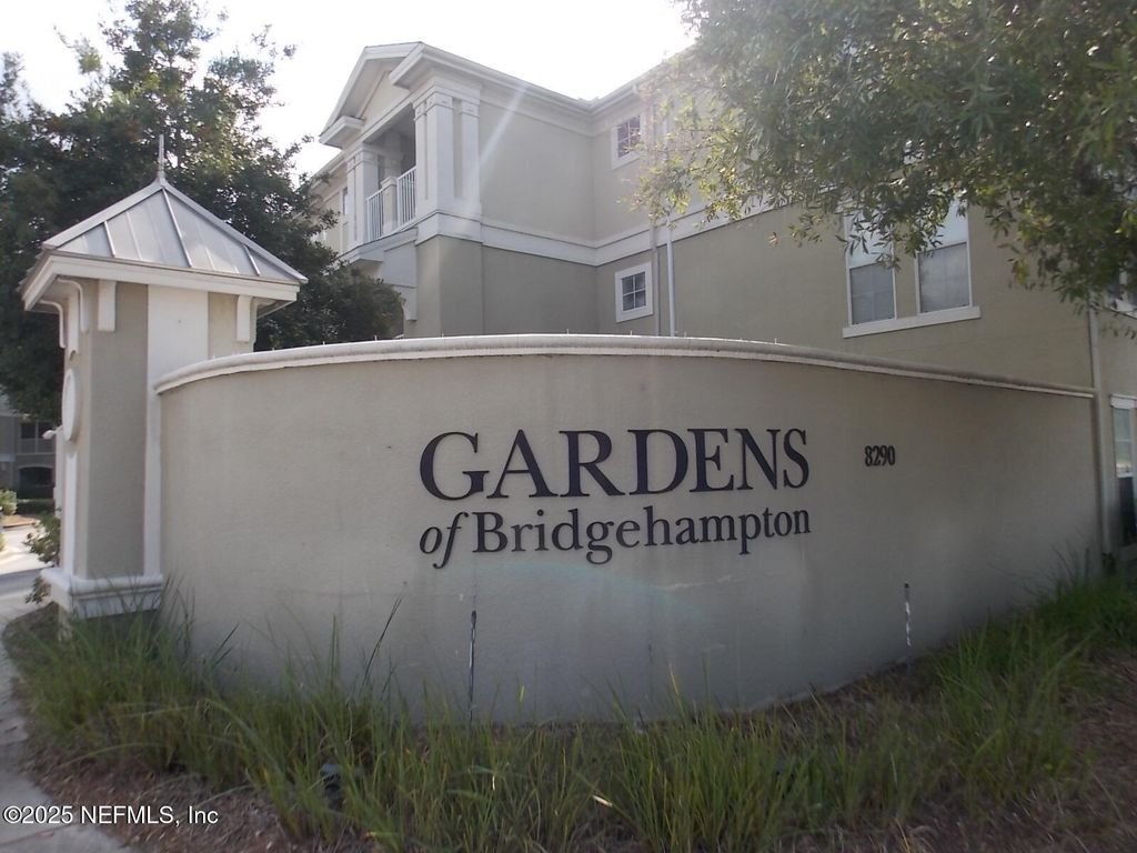 8290 GATE Parkway W 1117, Jacksonville, FL 32216