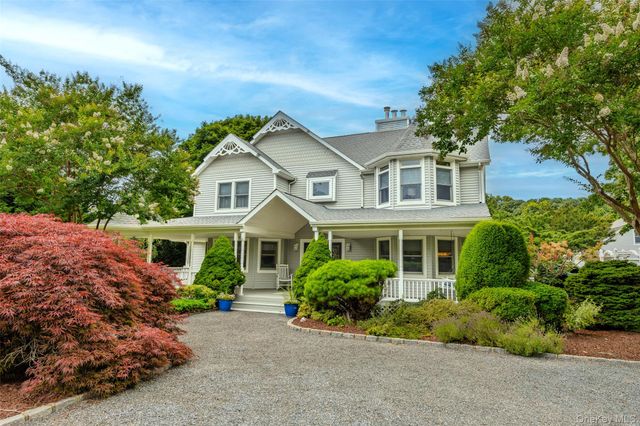 300 Private Road 8, Cutchogue, NY 11935