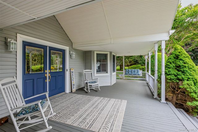 300 Private Road 8, Cutchogue, NY 11935