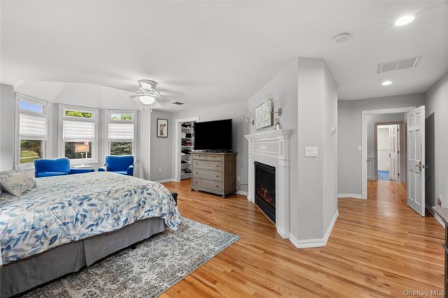 300 Private Road 8, Cutchogue, NY 11935