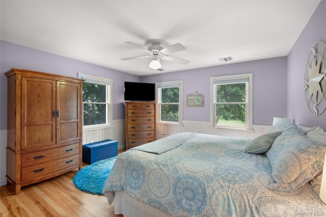 300 Private Road 8, Cutchogue, NY 11935
