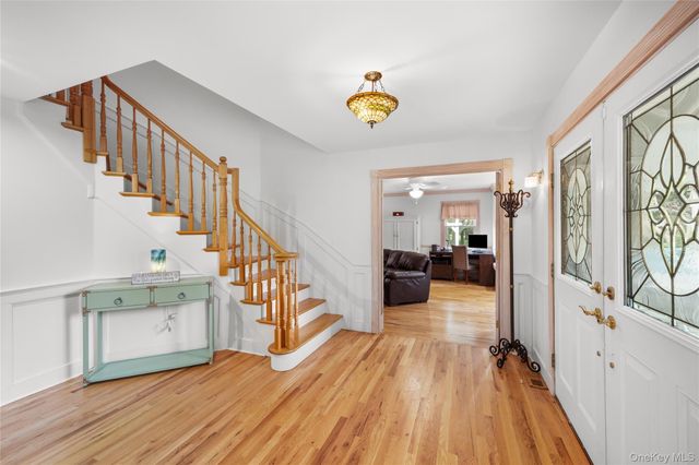 300 Private Road 8, Cutchogue, NY 11935