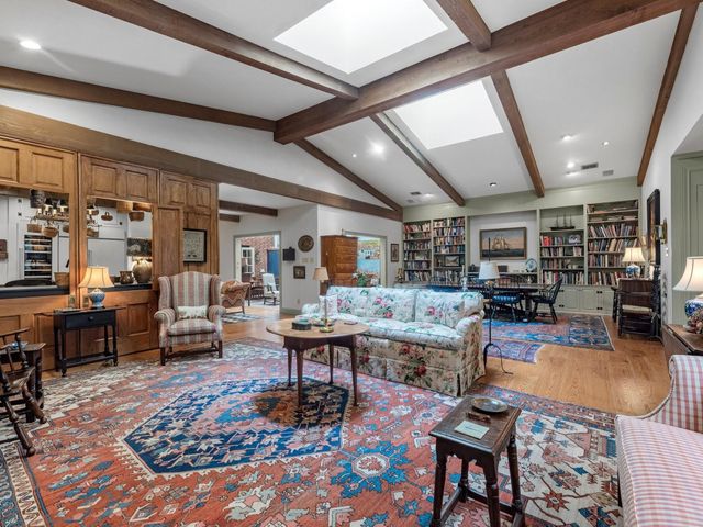 9063 Briar Forest Drive, Houston, TX 77024