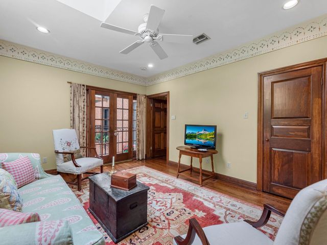 9063 Briar Forest Drive, Houston, TX 77024