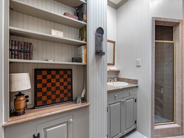 9063 Briar Forest Drive, Houston, TX 77024