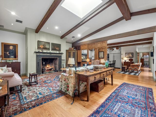 9063 Briar Forest Drive, Houston, TX 77024