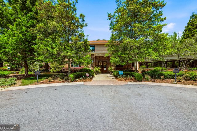 1800 Clairmont Lake 116, Decatur, GA 30033